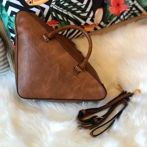 3D Triangle Bag with strap